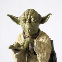 SW104 Attakus statue Yoda Using the Force 16-cm, limited 999