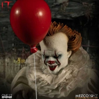 77520 Mezco One_12 IT Pennywise the Clown