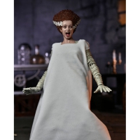 04820 Universal Monsters Bride of Frankenstein Ultimate figure