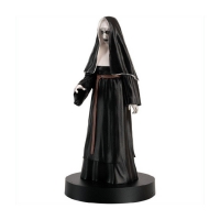 06133 The Hero Collection: The Nun Valak statue