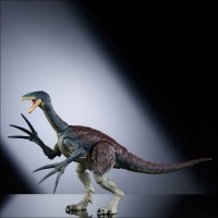 HXP73 Jurassic World Therizinosaurus Hammond Collection