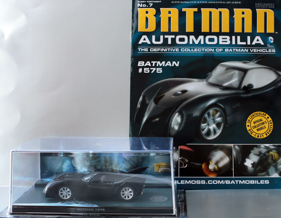 Batman Automobilia issue 7 - Action Figure Playground